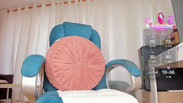 MendezMaria online show from November 10, 2025, 8:30 pm