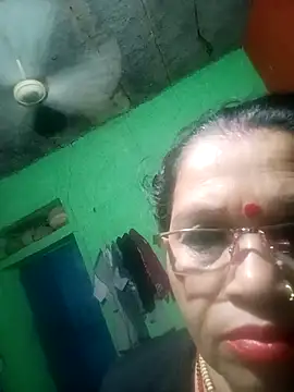 Manavi x online show from April 11, 2026, 12:26 am