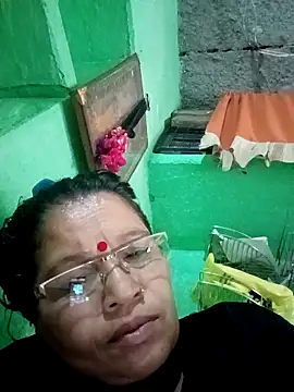 Snapshot of Manavi_x chatting on April 18, 2026, 12:20 pm Manavi x online show from April 18, 2026, 12:20 pm
