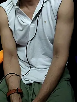 chocolate alone online show from October 17, 2025, 7:05 pm