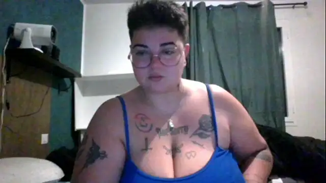 PirateXL online show from May 8, 2026, 11:43 pm