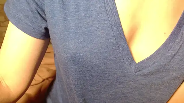 LorraineOSun online show from April 17, 2026, 6:44 pm