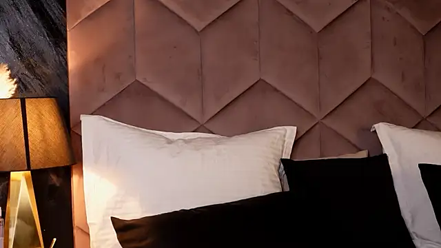 EvaRhea online show from September 29, 2025, 3:00 am