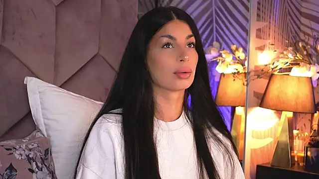 EvaRhea online show from February 12, 2026, 3:56 am