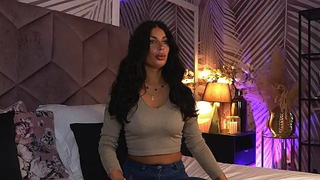 EvaRhea online show from March 13, 2026, 3:57 am