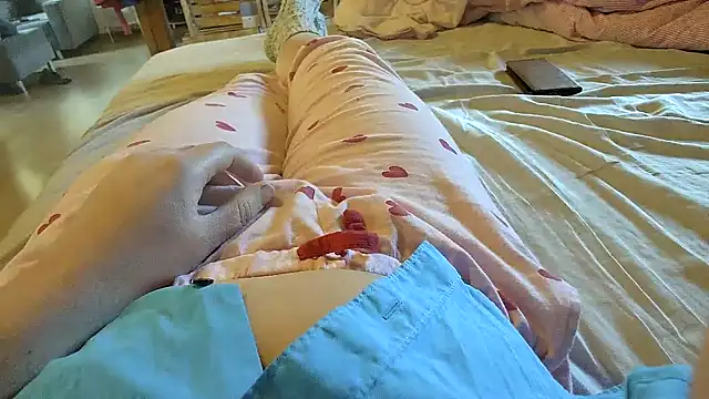 Horny mummy online show from March 8, 2026, 7:45 am