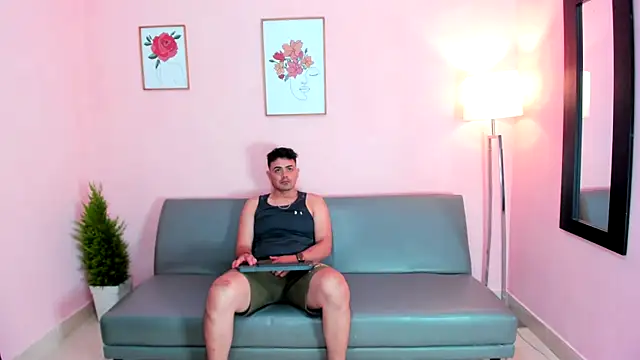 thebestcouplexl online show from October 23, 2025, 1:10 pm