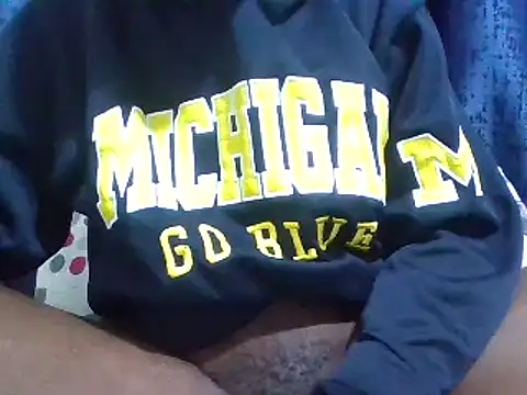 chocolatebarbiee online show from February 6, 2026, 2:53 pm