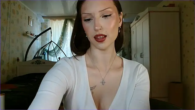 RuxaShade online show from February 11, 2026, 10:42 am