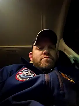 Iceman198244 online show from October 22, 2025, 2:23 am