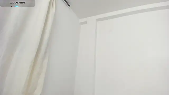 Ebony danik online show from October 28, 2025, 1:09 am