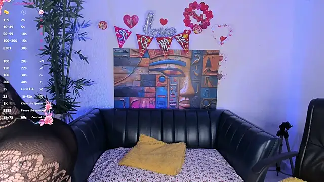 samanee konn online show from April 14, 2026, 7:20 pm