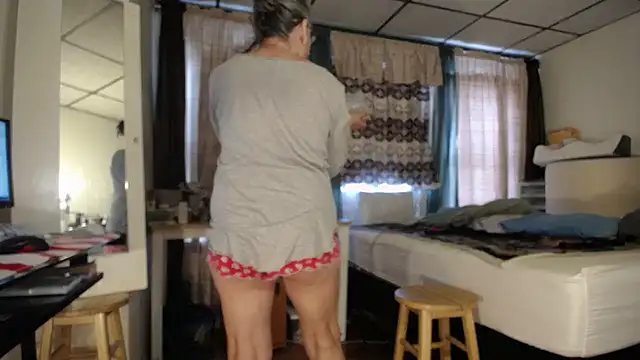 ANALTRAINING4U2 online show from March 8, 2025, 3:56 pm