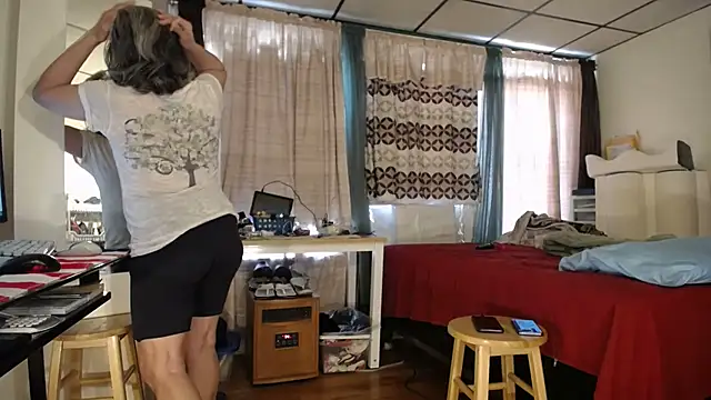 ANALTRAINING4U2 online show from March 19, 2025, 5:17 pm