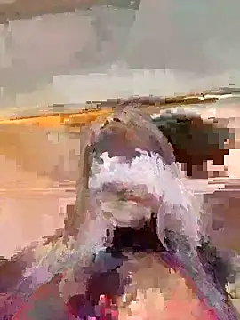 lola bn online show from September 24, 2025, 12:19 pm