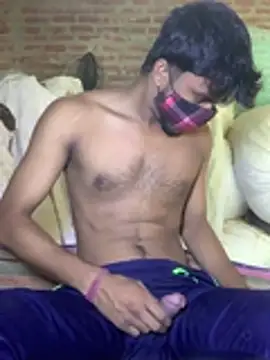 uniquesexyboy5689 online show from May 17, 2026, 4:21 am