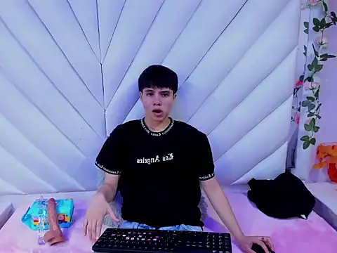 Bruno Cruzz online show from October 21, 2025, 2:34 am