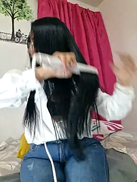 Snapshot of SofiiMilf chatting on July 24, 2026, 8:40 pm SofiiMilf online show from July 24, 2026, 8:40 pm