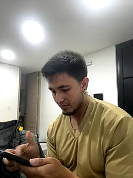 Snapshot of JeanLust chatting on October 15, 2025, 1:50 am JeanLust online show from October 15, 2025, 1:50 am