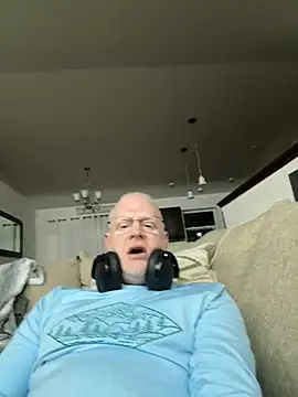 1Silverfox4you online show from January 12, 2026, 9:47 am