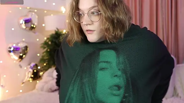 Alissa S online show from February 19, 2025, 11:49 am