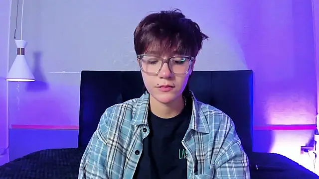 Tsuki Maru online show from January 13, 2026, 3:45 am