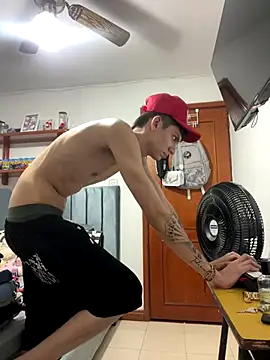 Snapshot of Luck__090 chatting on September 19, 2025, 4:36 am Luck 090 online show from September 19, 2025, 4:36 am