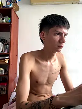 Snapshot of Luck__090 chatting on September 25, 2025, 5:05 pm Luck 090 online show from September 25, 2025, 5:05 pm