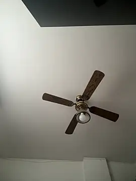 Snapshot of Luck__090 chatting on October 13, 2025, 8:09 pm Luck 090 online show from October 13, 2025, 8:09 pm