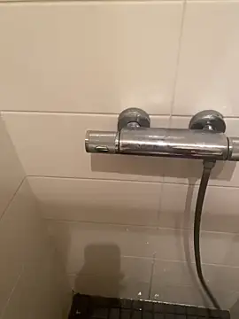 Snapshot of KE6FRAN7 chatting on September 22, 2025, 9:39 pm KE6FRAN7 online show from September 22, 2025, 9:39 pm