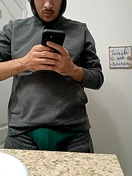 Snapshot of Jadriel23 chatting on September 16, 2025, 4:13 am Jadriel23 online show from September 16, 2025, 4:13 am