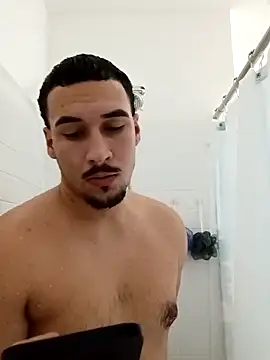 Snapshot of Jadriel23 chatting on October 10, 2025, 5:01 pm Jadriel23 online show from October 10, 2025, 5:01 pm