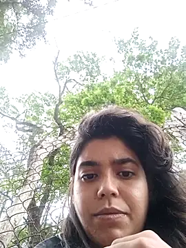 Maricamposs online show from November 6, 2025, 3:46 pm