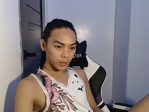 Snapshot of Bad_angelxx chatting on September 17, 2025, 6:42 pm Bad angelxx online show from September 17, 2025, 6:42 pm