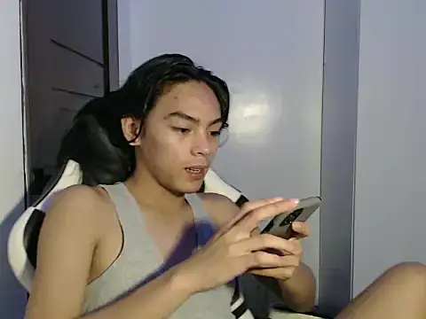 Snapshot of Bad_angelxx chatting on October 7, 2025, 6:05 pm Bad angelxx online show from October 7, 2025, 6:05 pm