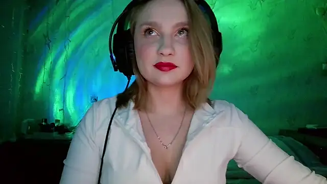 pr In cess  online show from March 19, 2026, 9:52 pm