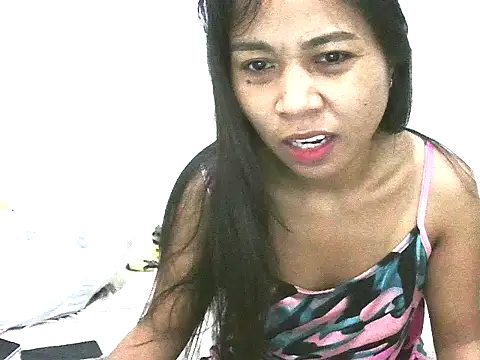 Snapshot of cutielhon chatting on October 14, 2025, 12:33 am cutielhon online show from October 14, 2025, 12:33 am