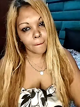 hemilynthomas2467 online show from September 19, 2025, 12:39 pm