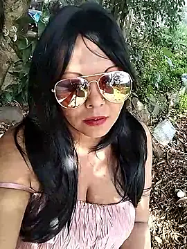 hemilynthomas2467 online show from March 3, 2026, 12:11 pm