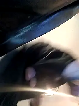 Snapshot of MRTATTWO chatting on September 9, 2025, 4:23 am MRTATTWO online show from September 9, 2025, 4:23 am