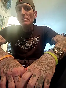 Snapshot of MRTATTWO chatting on September 20, 2025, 12:44 am MRTATTWO online show from September 20, 2025, 12:44 am