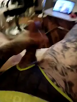 Snapshot of MRTATTWO chatting on September 26, 2025, 5:33 am MRTATTWO online show from September 26, 2025, 5:33 am