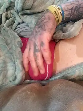 Snapshot of MRTATTWO chatting on November 7, 2025, 5:46 pm MRTATTWO online show from November 7, 2025, 5:46 pm