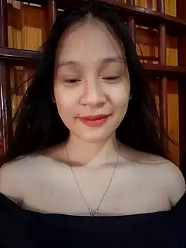 Snapshot of ChiecumBae chatting on September 14, 2025, 1:38 am ChiecumBae online show from September 14, 2025, 1:38 am
