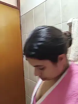 GabyMontenegro online show from April 3, 2026, 6:50 pm