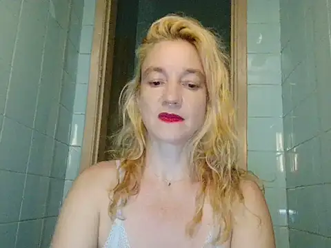 Senhoritajesus42 online show from March 11, 2026, 12:22 pm