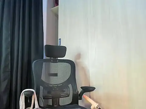 Snapshot of Amberdecolombia chatting on February 12, 2026, 5:02 am Amberdecolombia online show from February 12, 2026, 5:02 am