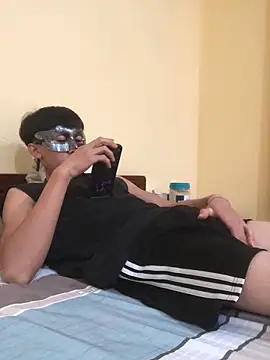 Snapshot of thienlong05 chatting on October 3, 2025, 3:42 pm thienlong05 online show from October 3, 2025, 3:42 pm