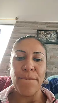 KittyHoleshot87 online show from November 11, 2025, 3:45 pm