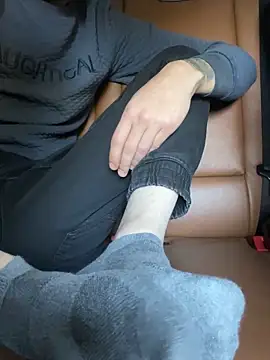 bmwe71 online show from October 2, 2025, 1:40 pm